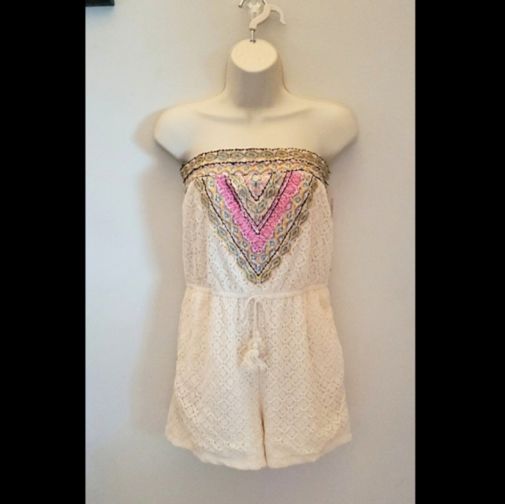 ROMPER  - NWT - SUPER CUTE